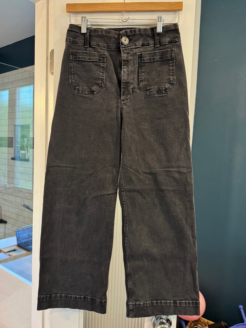 Pilcro Anthropologie The Skipper Black Jeans Size 28
